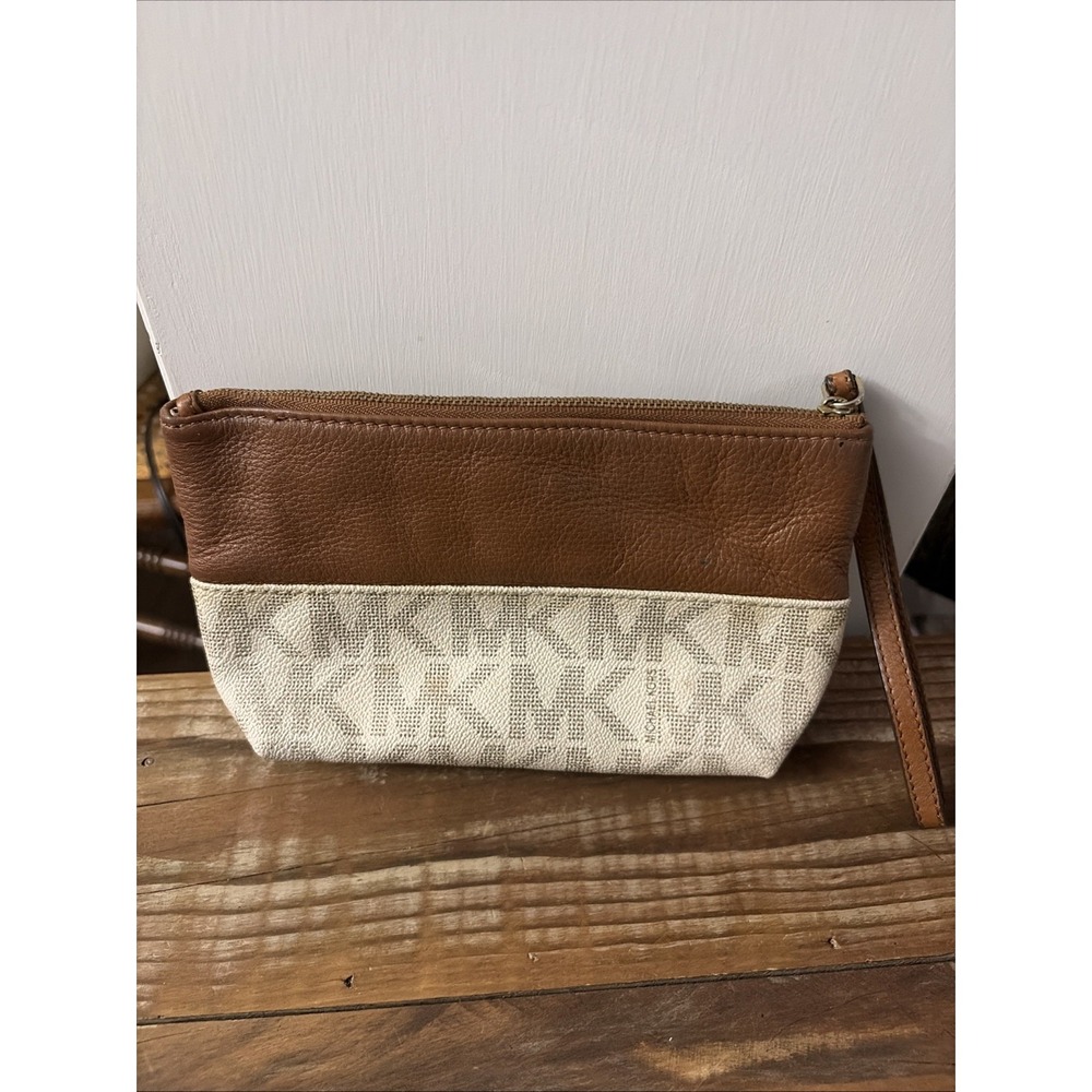Michael Kors Brown & Tan Logo Wristlet Clutch Purse - Picture 2 of 7
